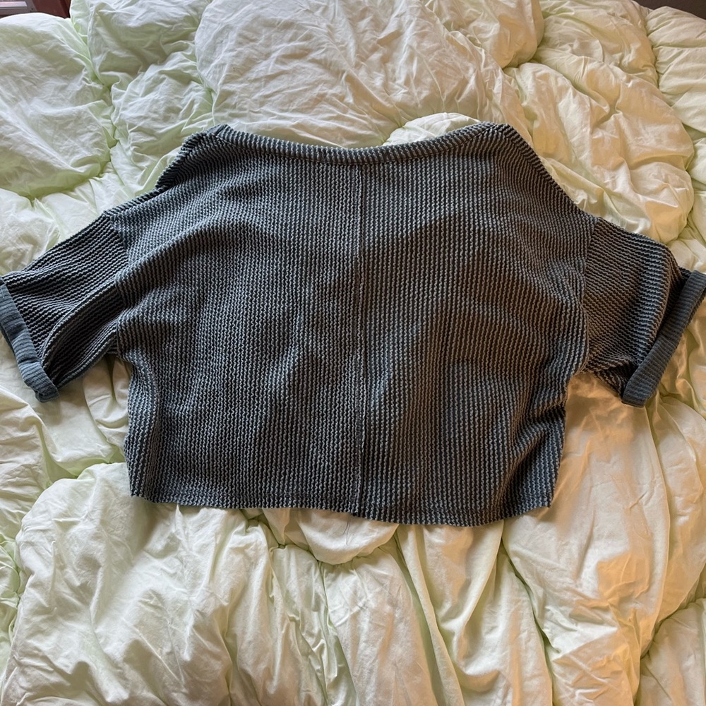 Altar’d State Crop Tee - Picture 4 of 4